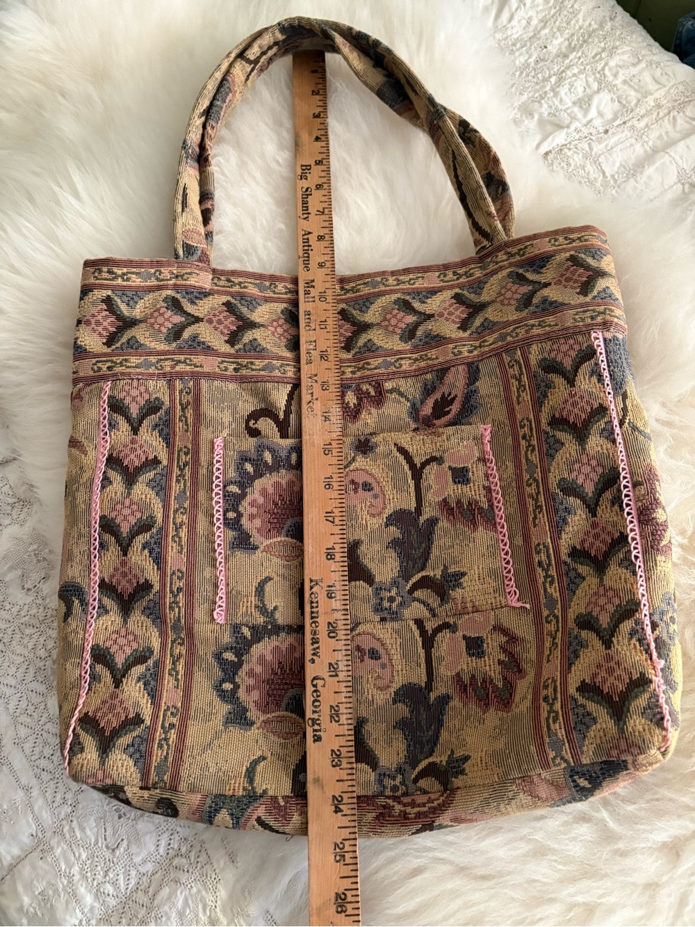 Floral Woven Tapestry Tote Bag in Pink & Tan - Picture 3 of 9